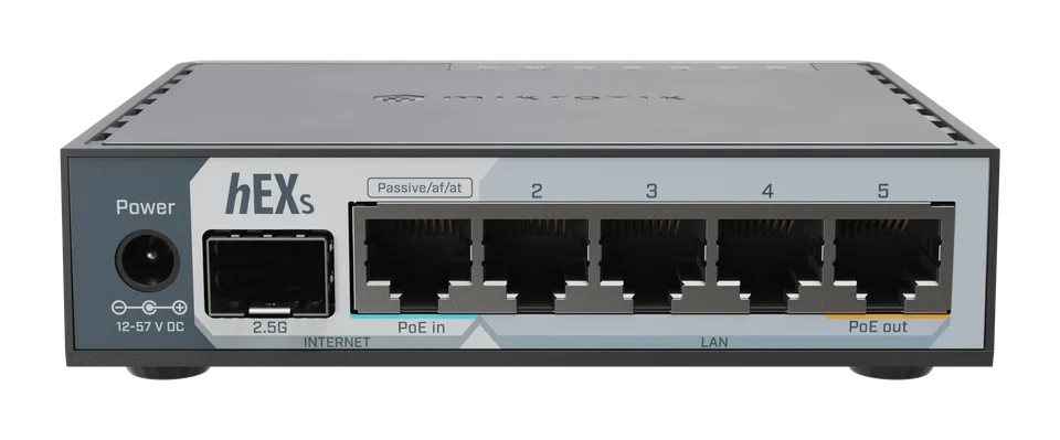 MikroTik hEX S (2025) · E60iUGS — Photo of the listed model; revision and supplied configuration may differ.